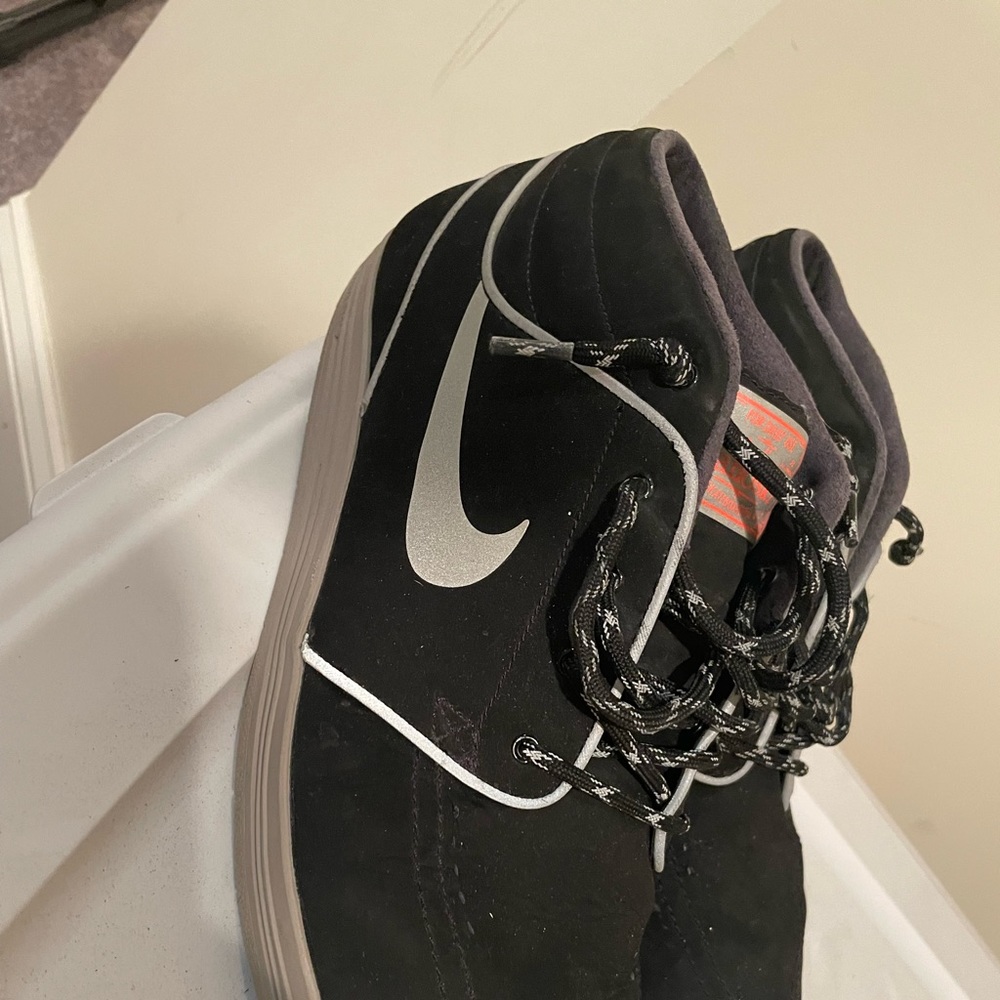 Nike skateboard shoes